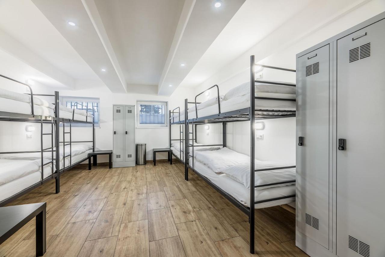 Hostel One Eperjes Kültér fotó
